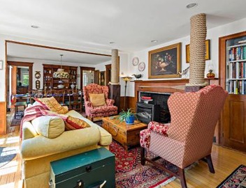 Gorgeous Cape Cod Mansion With Spa Near Beach 4