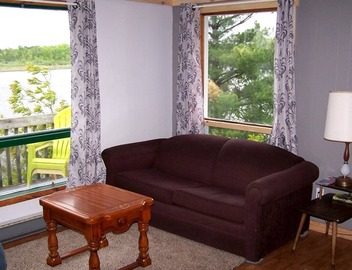 Gorgeous Cottage Retreat Perfect for Families on Lake Nipissing, Ontario 3