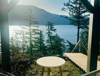 Gorgeous Ocean & Mountain View King Suite 4