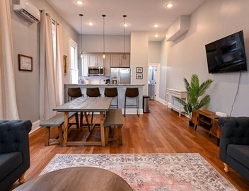 Governors Apartment Across from French Quarter Historic Getaways 5