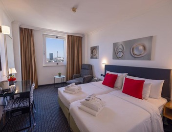 Grand Beach Hotel 2