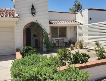 Great location & value! Large, beautiful home, private pool, tub 5