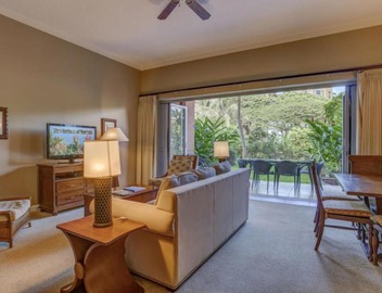 GROUND FLOOR DIRECT ACCESS with private outdoor yard space luxury resort condo 2