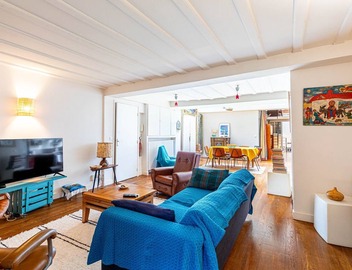 GuestReady - spacious retreat near Buttes-Chaumont 3