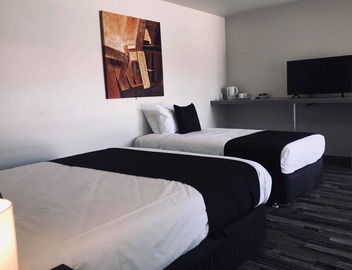 Guiding Star Hotel 5