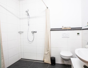 Gästezimmer ROSS 4