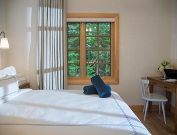 Haliburton Post House 4