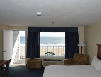 Hampton House Hotel 4