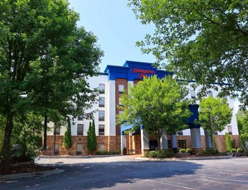Hampton Inn Atlanta-Canton 5