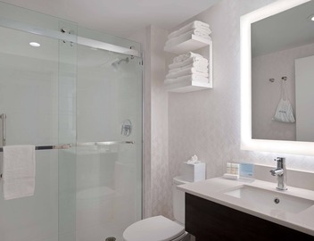 Hampton Inn by Hilton Boston/Cambridge 3
