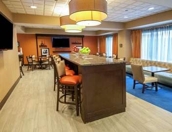 Hampton Inn Metairie 3