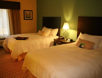 Hampton Inn Orange 4