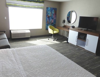 Hampton Inn Paramus 5