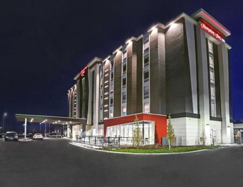 Hampton Inn Peterborough 3