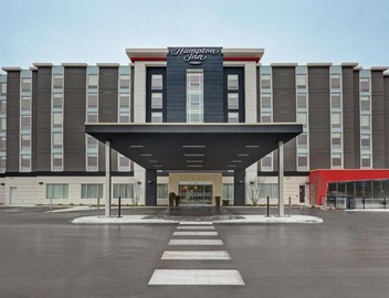 Hampton Inn Peterborough 4