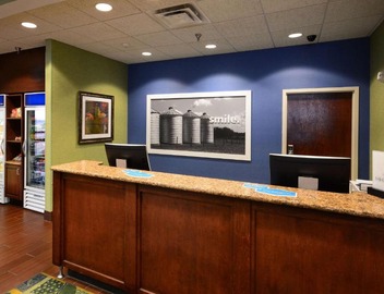 Hampton Inn Roxboro 2
