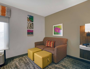 Hampton Inn Salisbury 4