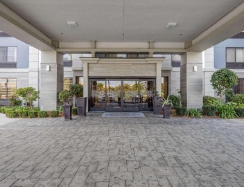 Hampton Inn San Francisco Airport 4