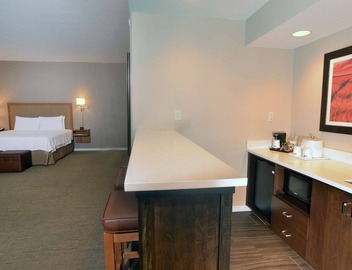 Hampton Inn Springfield-Southeast 3