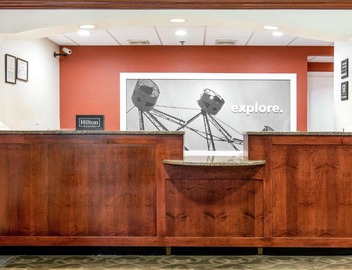Hampton Inn & Suites Bethlehem 4