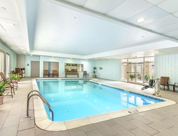 Hampton Inn & Suites Bethlehem 2