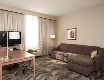 Hampton Inn & Suites by Hilton Thunder Bay 5