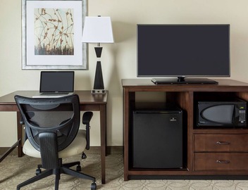 Hampton Inn & Suites Philadelphia Montgomeryville 3