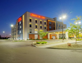 Hampton Inn & Suites Portland West 4