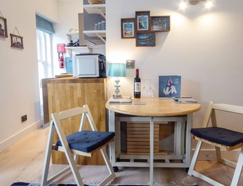Harbour View Apartment 4