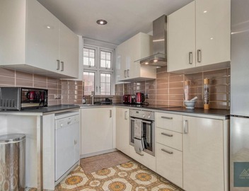 Harrods View 2BR Luxury Apartment | London Stay 2