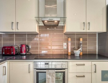 Harrods View 2BR Luxury Apartment | London Stay 5