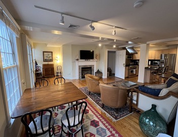 HATHAWAY HOME- Downtown Historic New Bedford, ACROSS FROM WHALING MUSEUM 5