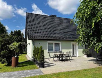 -Haus am Wäldchen- 4