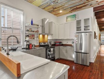 Heart of MidCity Front Porch 3bd 2 bath Streetcar 3