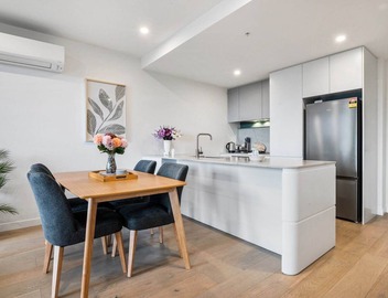 Heidelberg 2-Bed Retreat near Austin Hospital 5