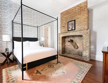 Henry Howard Hotel 5