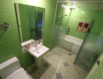 Hera Hotel 5