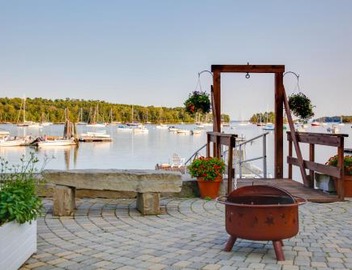 'Heron Cottage' on Casco Bay w/Deck & Boat Dock! 2