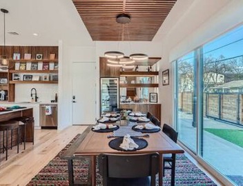 High End 4 BDRM Downtown Home w/POOL Close to Hot Spots! 3
