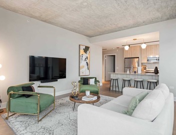 High-End West Loop 2BR + City Views & Walkability 3