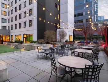 High Floor | Full Kitchen | Seattle Downtown 3