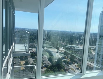 High Level New 2 BR near Skytrain with Great View 5