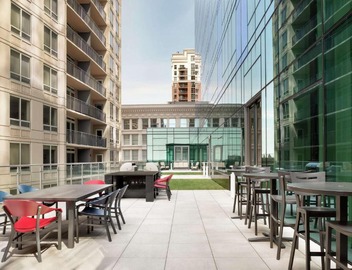 Hilton Garden Inn Chicago Downtown South Loop 5