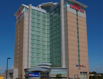 Hilton Garden Inn Toronto Airport 3