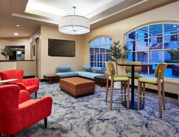 Hilton Garden Inn Valencia Six Flags 5