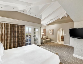Hilton Phoenix Tapatio Cliffs Resort 2