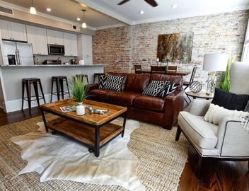 Historic Charm Meets Modern Comfort: Condo in Historical Picayune Building 5