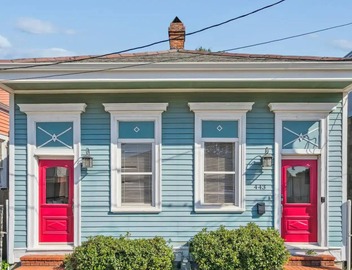 Historic NOLA Home between Magazine and Tchoupitoulas Pet Friendly 4