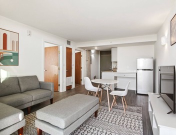 Historic One Bedroom with a Sweeping City View 2