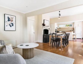 Hobart Heritage Home - Close to CBD & Airport 2